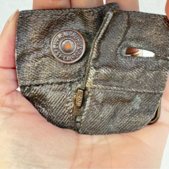 VIntage Bergamot Brass Works 1974 Levi's Jeans Bronze Belt Buckle Collectible - Picture 11 of 16